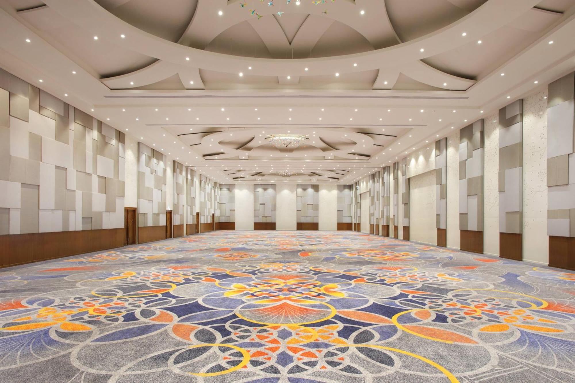 Four Points By Sheraton Манадо Екстериор снимка