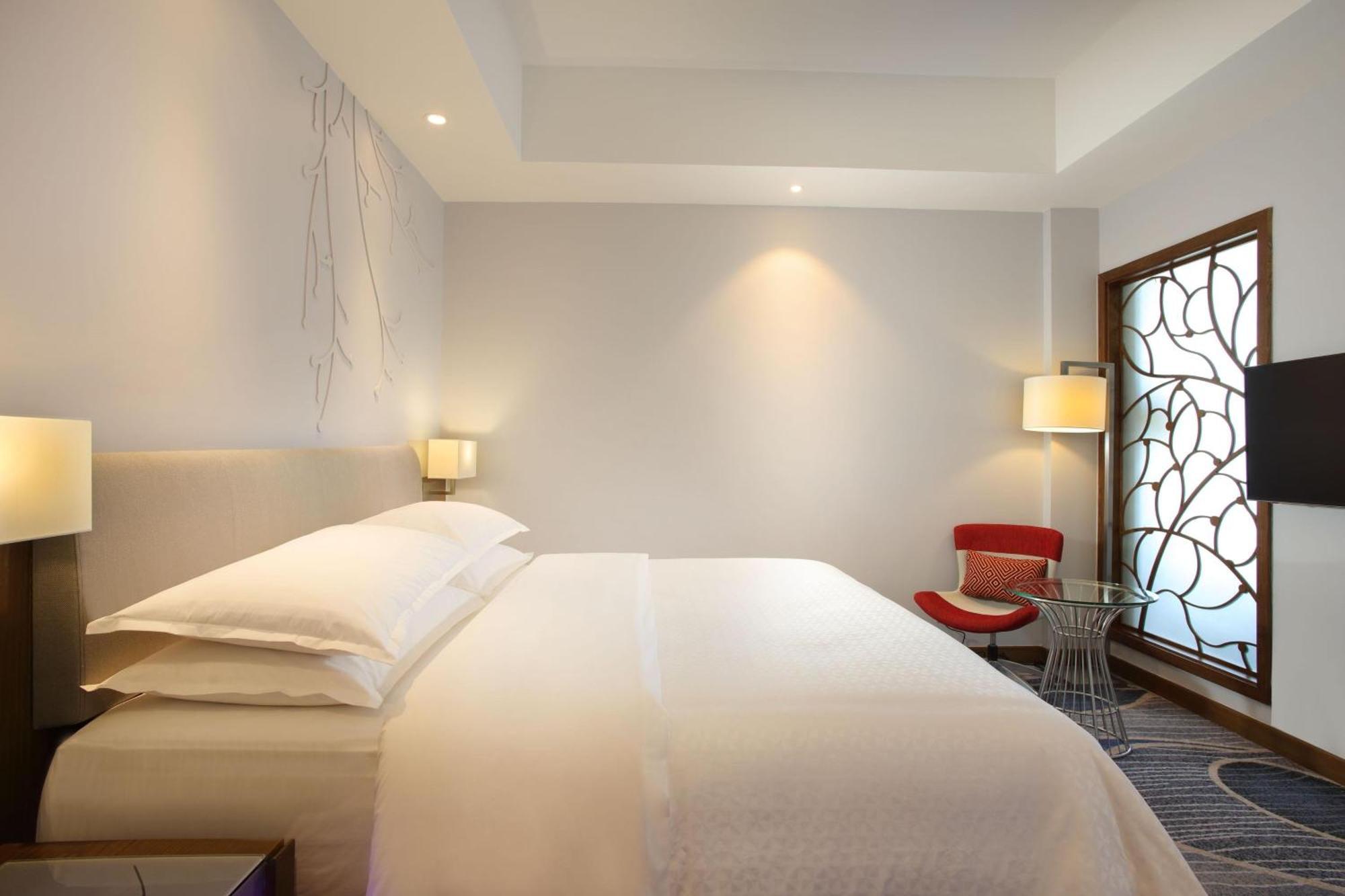 Four Points By Sheraton Манадо Екстериор снимка