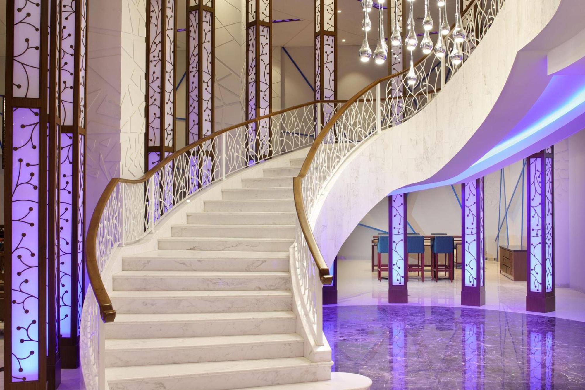 Four Points By Sheraton Манадо Екстериор снимка